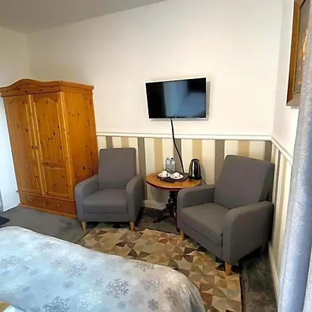 Nostalgia Poganice Bed & Breakfast